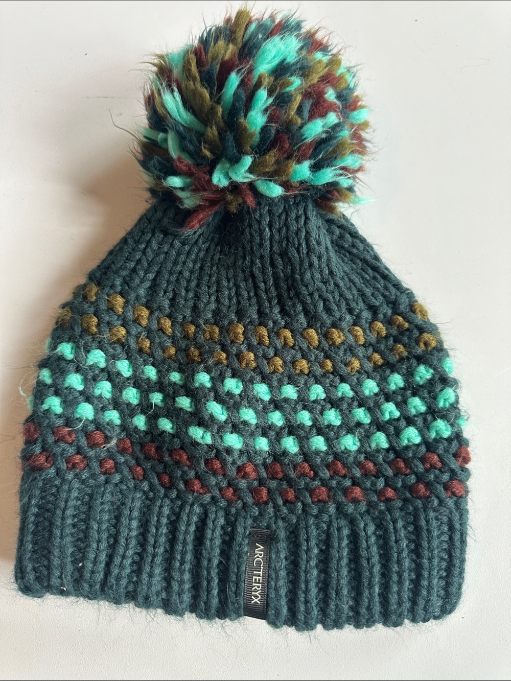 UNISEX Arc'teryx Fernie Toque Dark Teal Knit Pom-Pom Beanie with Accent